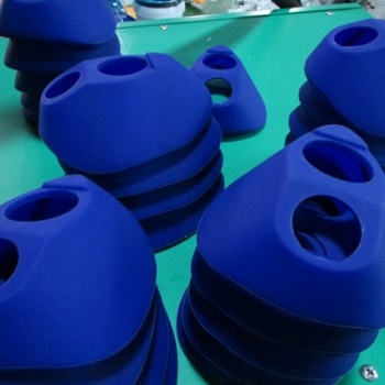 液態(tài)硅膠防毒面罩模具 定制臥式硅膠注塑成型機(jī)