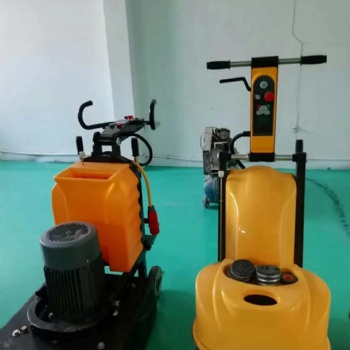 環(huán)氧地坪涂料是一種高強度、耐磨損、美觀的地板，具有無接縫、質(zhì)地堅實、耐藥品性佳、防腐、防塵、保養(yǎng)方便