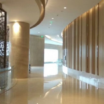 不銹鋼屏風(fēng)隔斷鈦金鏤空雕花酒店格柵現(xiàn)代金屬中式歐式客廳玄關(guān)