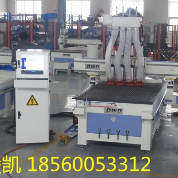 全屋定制 四工序數(shù)控開料機(jī)板式家具生產(chǎn)線德沃德廠家 