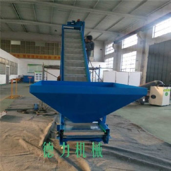 移動式爬坡上料提升輸送機(jī)橡膠皮帶爬坡輸送機(jī)