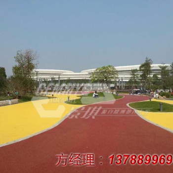 蘇州幼兒園彩色透水路面的施工流程