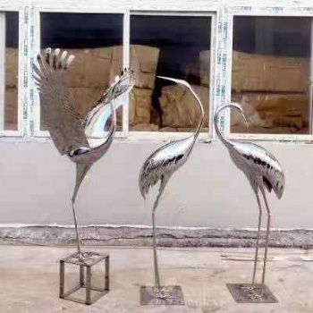 不銹鋼?dān)Q，不銹鋼動(dòng)物，不銹鋼人物，公園雕塑
