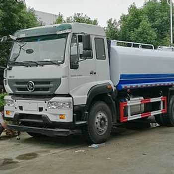 重汽斯太爾M5G國五園林環(huán)衛(wèi)綠化灑水車報(bào)價(jià)