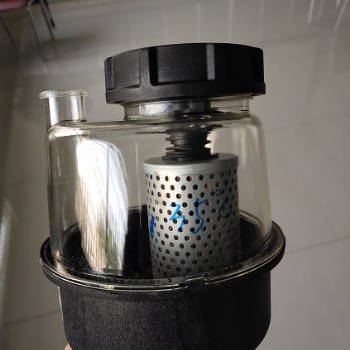 動力轉向油壺，油罐，油杯，底座焊接，焊接尼龍