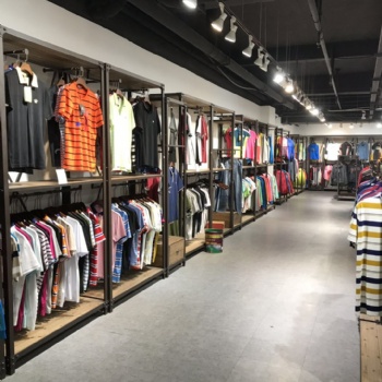 運動品牌服裝尾貨批發品牌折扣店專賣店貨源源
