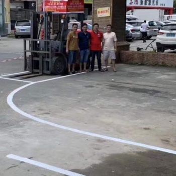 深圳龍華東莞坂田石巖會開叉車的怎么報(bào)考叉車司機(jī)證和行車Q4證啊