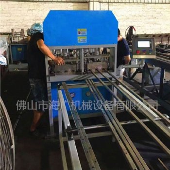 全自動不銹鋼沖孔機(jī)防盜網(wǎng)數(shù)控沖孔機(jī)方管數(shù)控沖孔設(shè)備