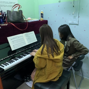 九江學音樂培訓 吉他教學 鋼琴聲樂教學