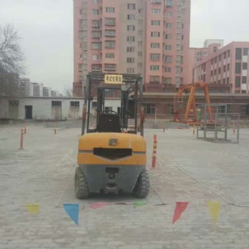 叉車證報名考試我校隨到隨學費用優惠