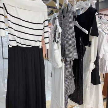 杭州**女裝品牌芭依璐[廣州十三行庫存尾貨批發貨源]21夏連衣裙