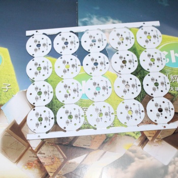 廠(chǎng)家定制三色防爆聲光報(bào)警燈鋁基板24V 防爆機(jī)床熒光燈鋁基板