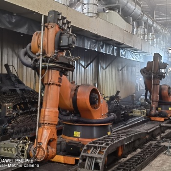 汽車板簧機(jī)器人，淬火線搬運，板簧協(xié)作機(jī)器人，自動化改造