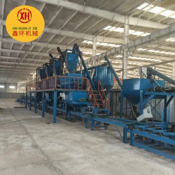 FS免拆建筑模板設(shè)備全套生產(chǎn)線只需7-9人