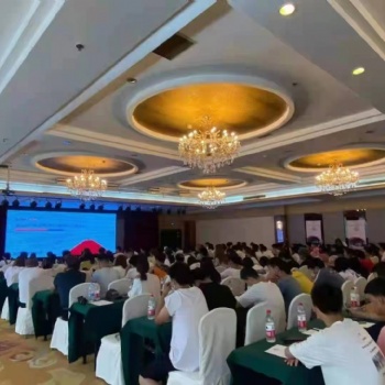 群眾演員會(huì)議充場(chǎng)拍手觀眾粉絲群演排隊(duì)會(huì)議充場(chǎng)