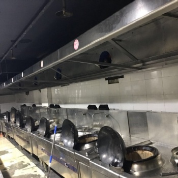 德陽抽油煙機(jī)清洗 油煙管道清洗 油煙凈化器清洗 排煙道清洗