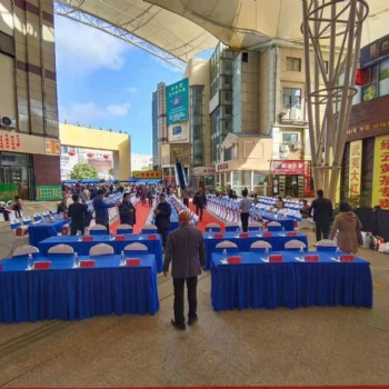 上海專業(yè)舞臺服務(wù) 沙發(fā)桌椅 洽談桌椅室內(nèi)戶外家具租賃