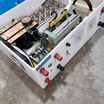 大功率深水打八字桿魚機(jī)發(fā)電機(jī)魚專用后級八字桿特大吸捕脈沖魚器